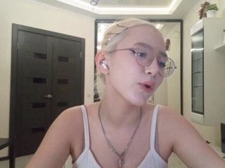 MyrleHenggeler Porn Show