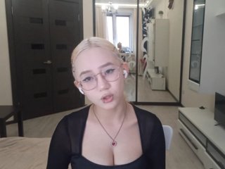 MyrleHenggeler Porn Show