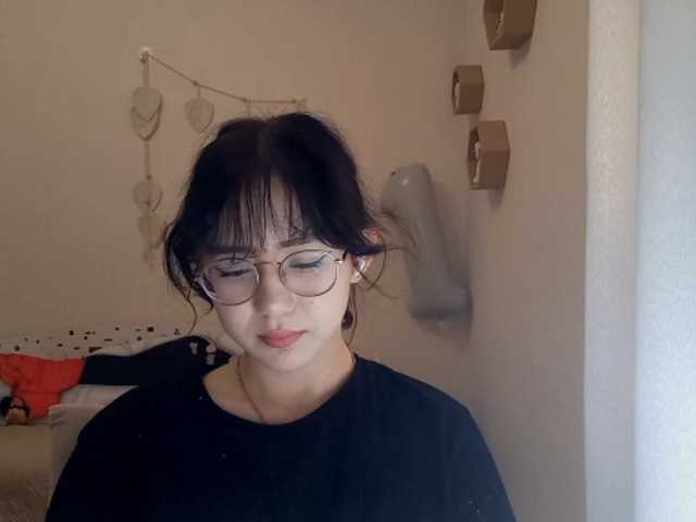 MyrleHenggeler live cam on BongaCams