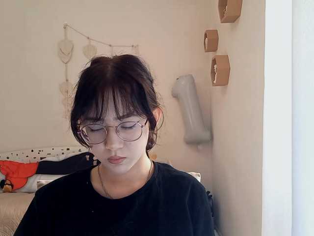 MyrleHenggeler live cam on BongaCams
