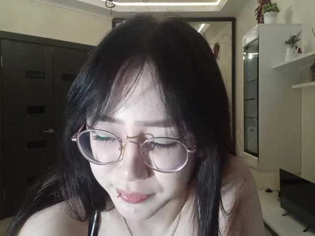 MyrleHenggeler live cam on BongaCams