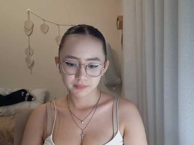 MyrleHenggeler live cam on BongaCams