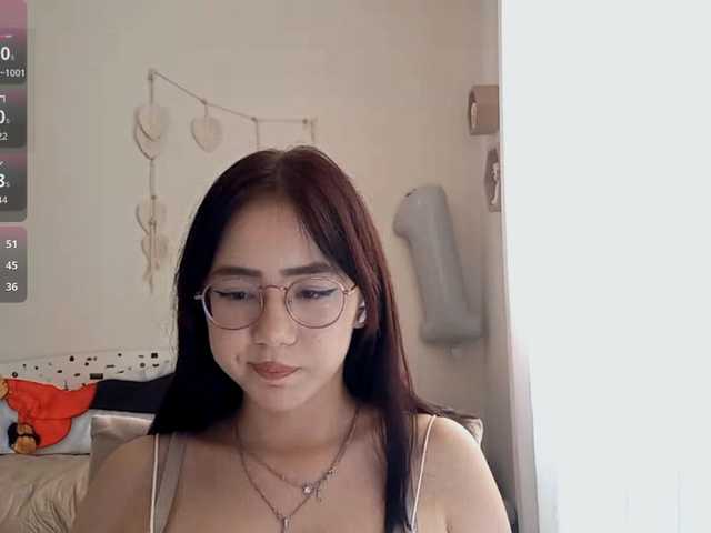 MyrleHenggeler live cam on BongaCams