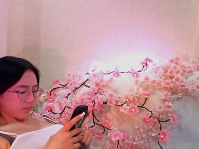 MyrleHenggeler live cam on BongaCams