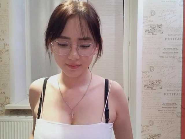 MyrleHenggeler live cam on BongaCams