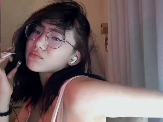 MyrleHenggeler live cam on BongaCams
