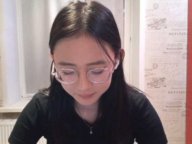 MyrleHenggeler live cam on BongaCams