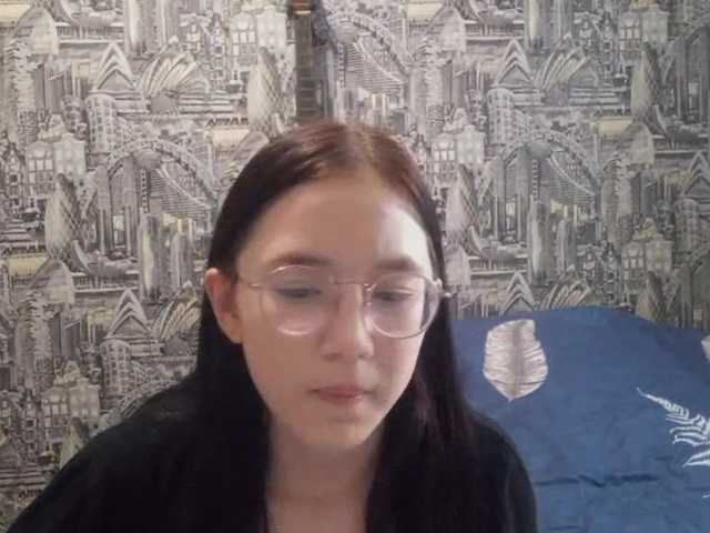 MyrleHenggeler live cam on BongaCams