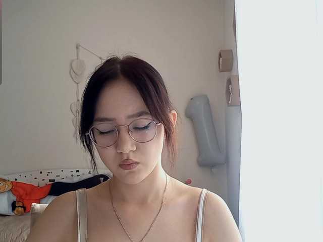 MyrleHenggeler live cam on BongaCams