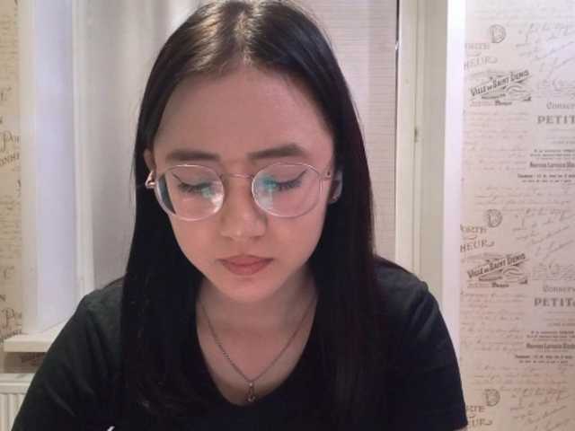 MyrleHenggeler live cam on BongaCams