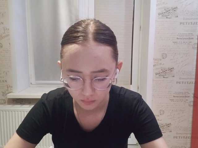 MyrleHenggeler live cam on BongaCams