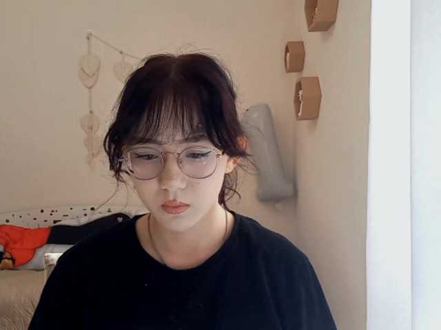 MyrleHenggeler live cam on BongaCams