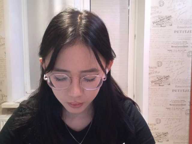 MyrleHenggeler live cam on BongaCams