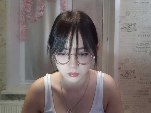 MyrleHenggeler live cam on BongaCams