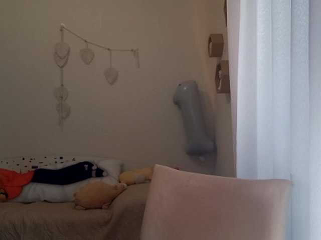 MyrleHenggeler live webcam show