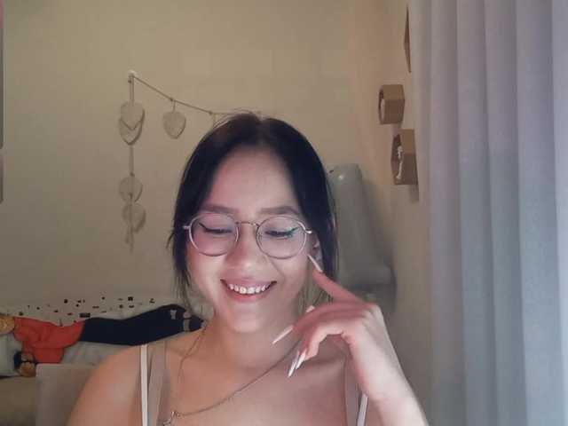 MyrleHenggeler live cam on BongaCams