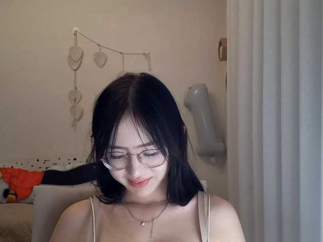 MyrleHenggeler live cam on BongaCams