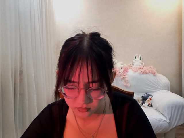 MyrleHenggeler live cam on BongaCams