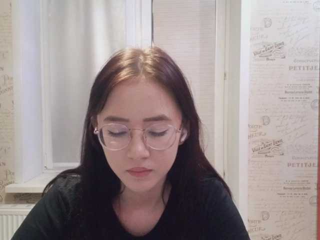 MyrleHenggeler live cam on BongaCams