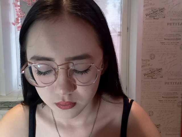 MyrleHenggeler live cam on BongaCams