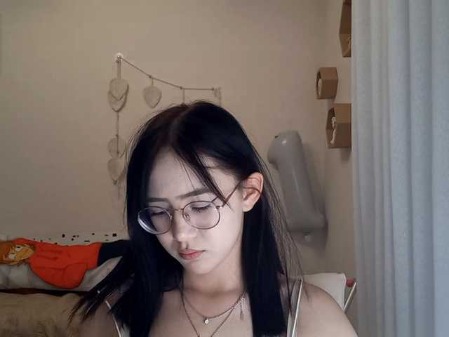 MyrleHenggeler live cam on BongaCams