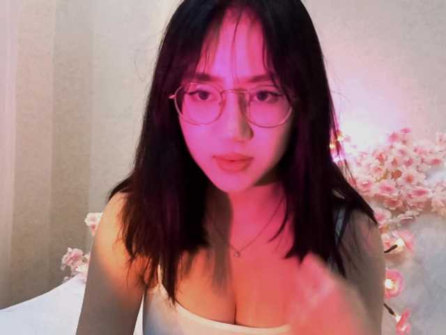 MyrleHenggeler live cam on BongaCams