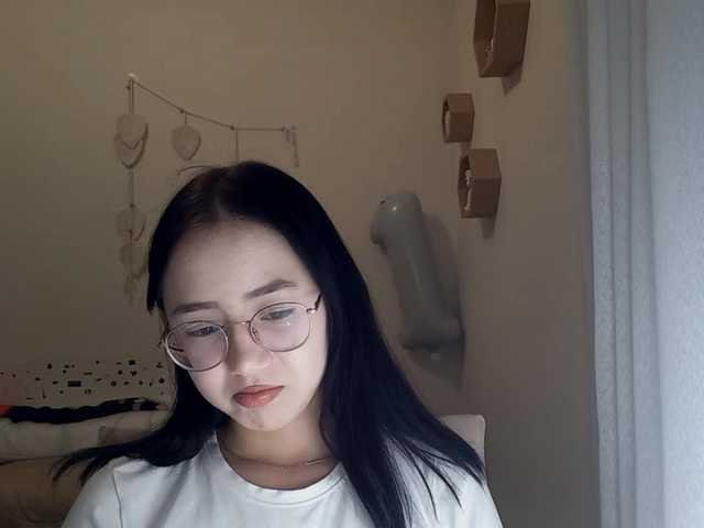 MyrleHenggeler live cam on BongaCams