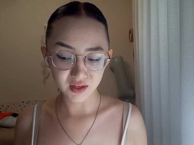 MyrleHenggeler live cam on BongaCams