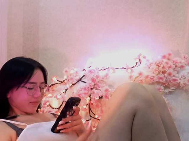 MyrleHenggeler live cam on BongaCams