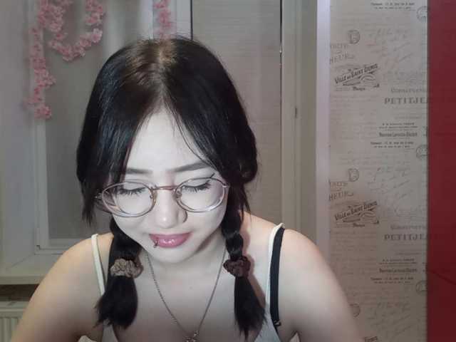 MyrleHenggeler live cam on BongaCams