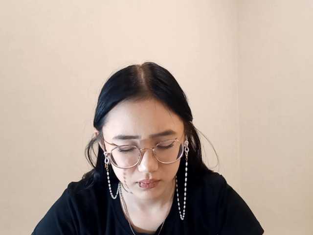 MyrleHenggeler's BongaCams show and profile