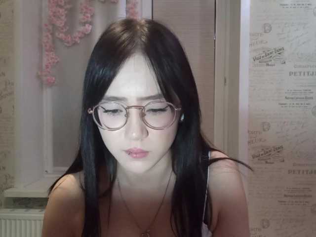 MyrleHenggeler live cam on BongaCams