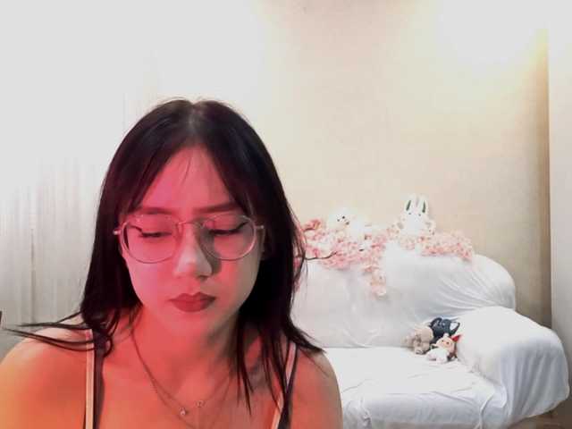 MyrleHenggeler live cam on BongaCams