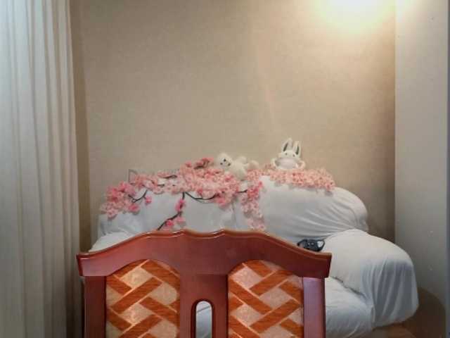 MyrleHenggeler live cam on BongaCams