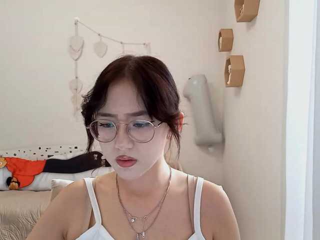 MyrleHenggeler live cam on BongaCams