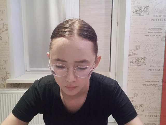 MyrleHenggeler live cam on BongaCams