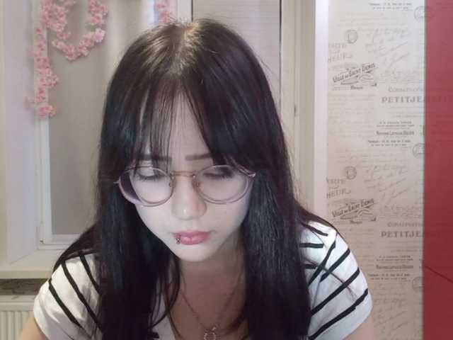 MyrleHenggeler live cam on BongaCams