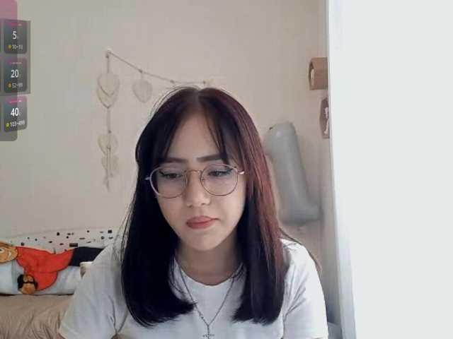 MyrleHenggeler live cam on BongaCams
