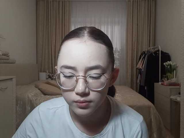 MyrleHenggeler live cam on BongaCams