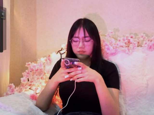 MyrleHenggeler live cam on BongaCams