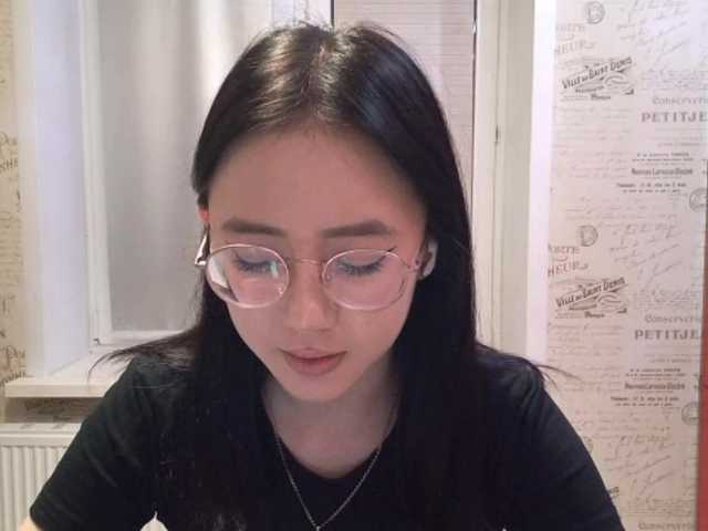 MyrleHenggeler live cam on BongaCams