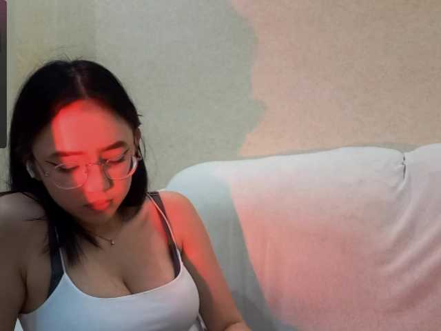 MyrleHenggeler live cam on BongaCams