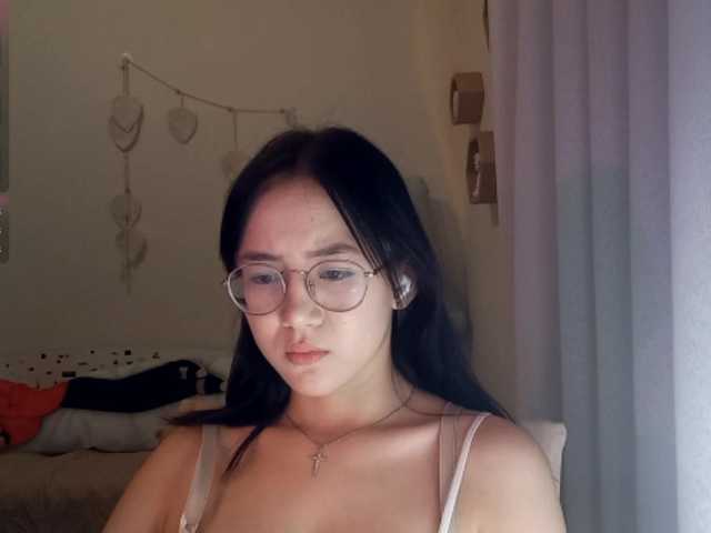 MyrleHenggeler live cam on BongaCams