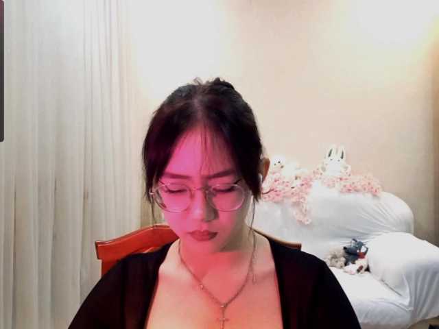 MyrleHenggeler live cam on BongaCams