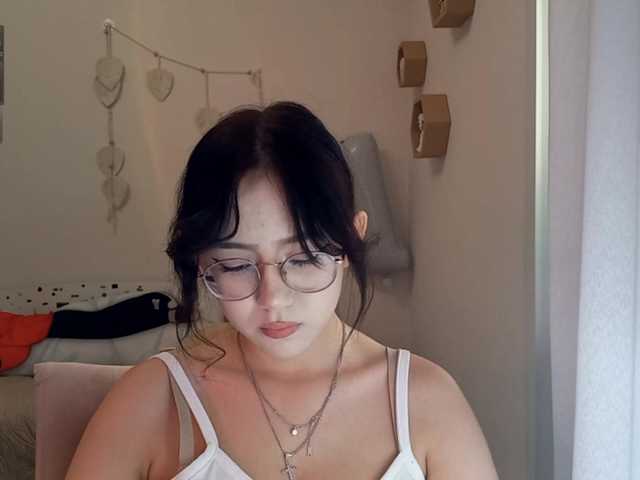 MyrleHenggeler live cam on BongaCams