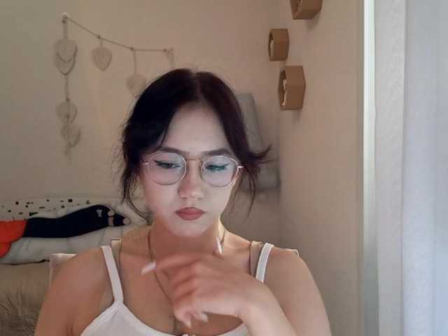 MyrleHenggeler live cam on BongaCams