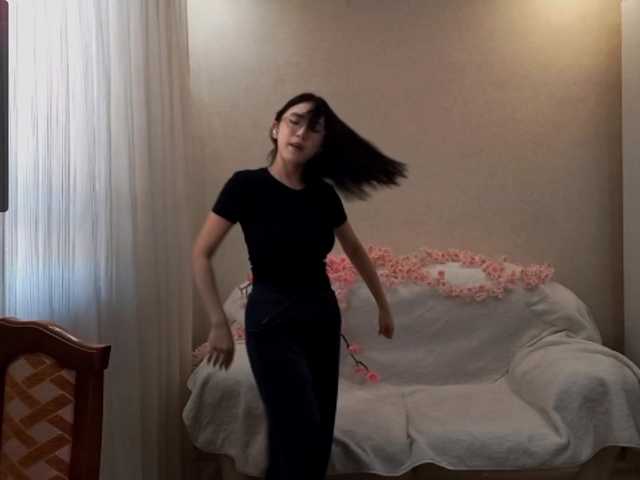 MyrleHenggeler live cam on BongaCams