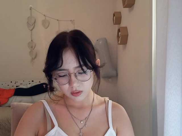 MyrleHenggeler live cam on BongaCams