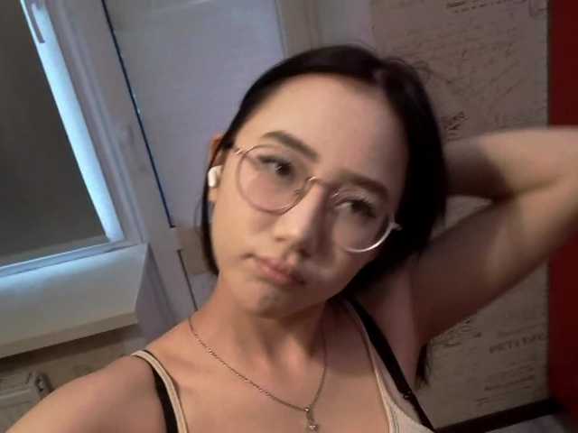 MyrleHenggeler live cam on BongaCams