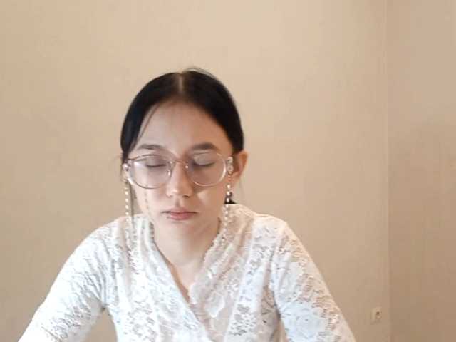 MyrleHenggeler's BongaCams show and profile